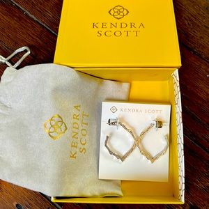 Kendra Scott Miku Hoop Earrings in Rhodium Silver